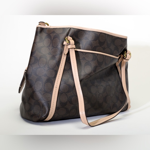 Coach Brown and Tan Signature Shoulder Bag - Picture 4 of 5